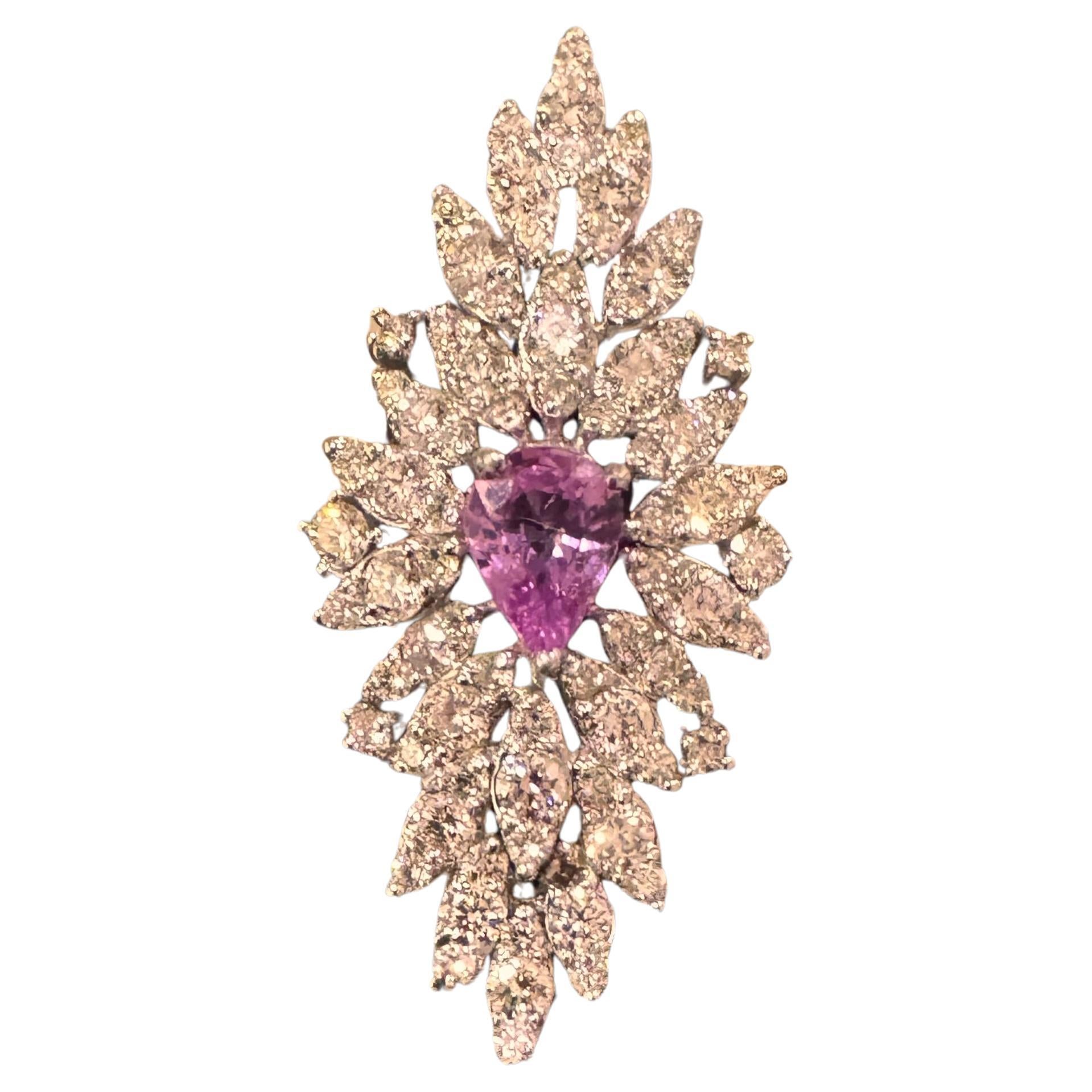 GIA zertifiziert 3,73 Karat No Heat Pink Saphir Diamant Weißgold Cocktail Ring

Wunderschöner rosa Saphir-Diamant-Ring mit einer schönen Vintage-Fassung! 

Das Zentrum Pear Cut Pink Sapphire, die 1,07 Karat wiegt.  Es ist ein unerhitzter rosa