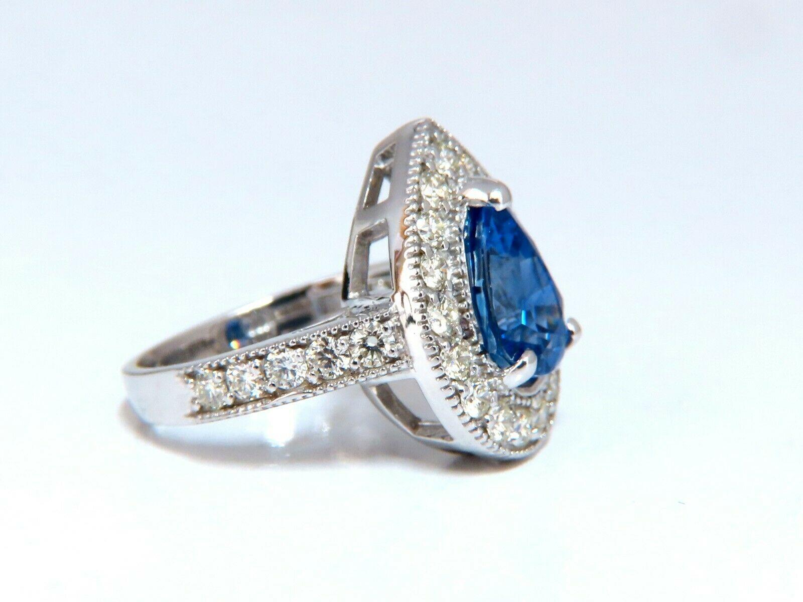 GIA Certified 3.73 Carat Natural Pear Sapphire Halo Cluster Ring 14 Karat In New Condition In New York, NY