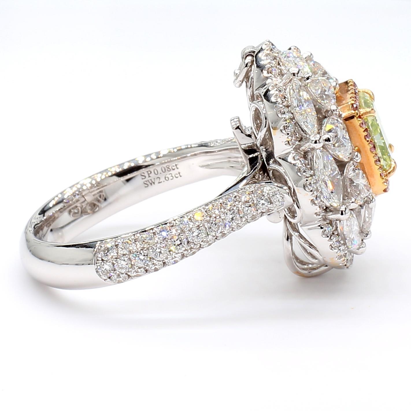Anello con diamante verde-giallo di fantasia certificato GIA da 3,74 carati in oro 18 carati in vendita 1