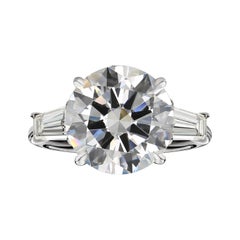 GIA-zertifizierter 3 Karat runder Diamantring mit Brillantschliff und spitz zulaufendem Baguette-Ring