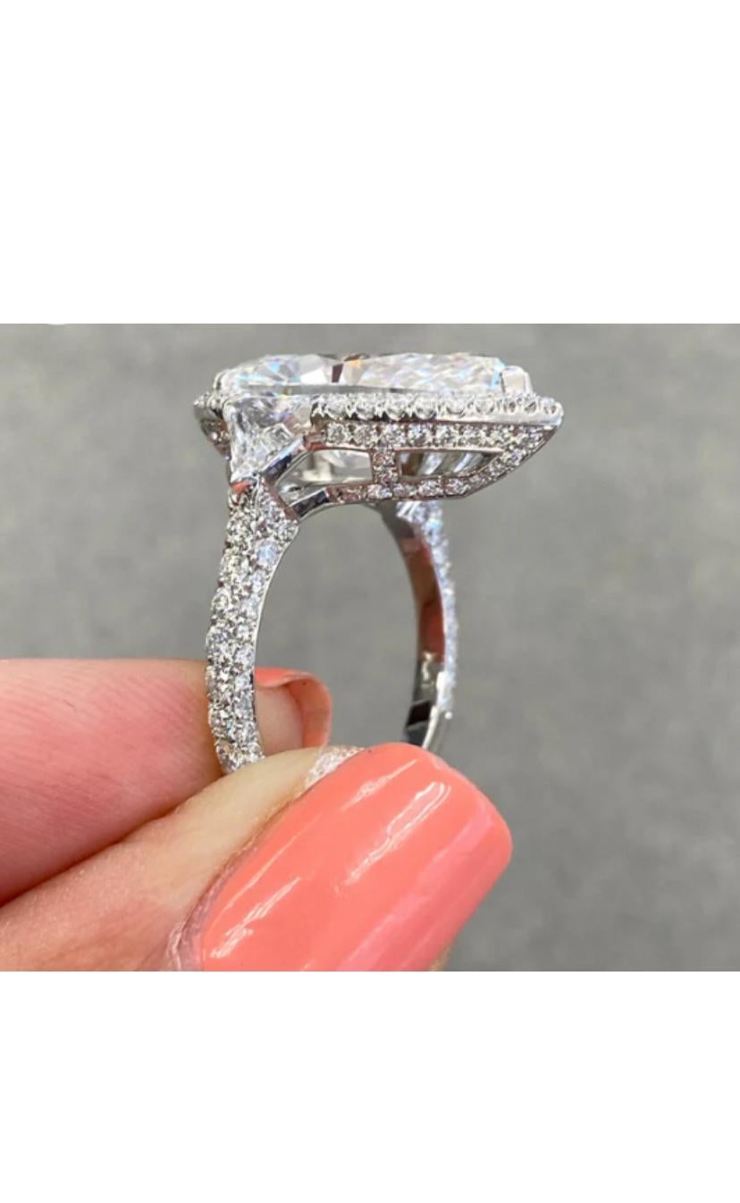 GIA Certified 3.75 Carats F/VS1 Pear Shape Diamond 18K Gold Solitaire Ring im Zustand „Neu“ im Angebot in Massafra, IT