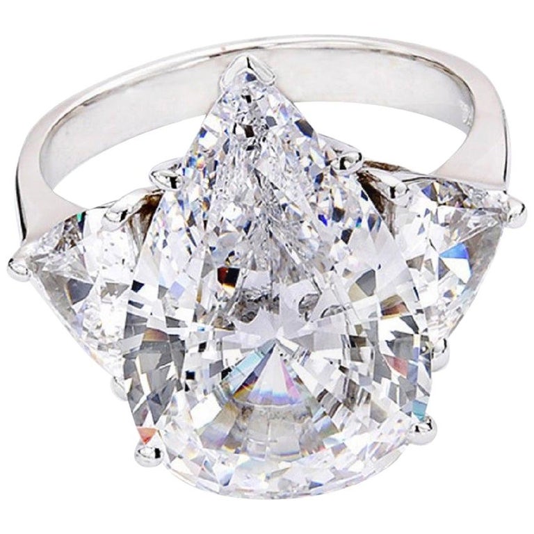 GIA Certified 4.65 Carat Pear Cut Diamond Platinum Ring For Sale