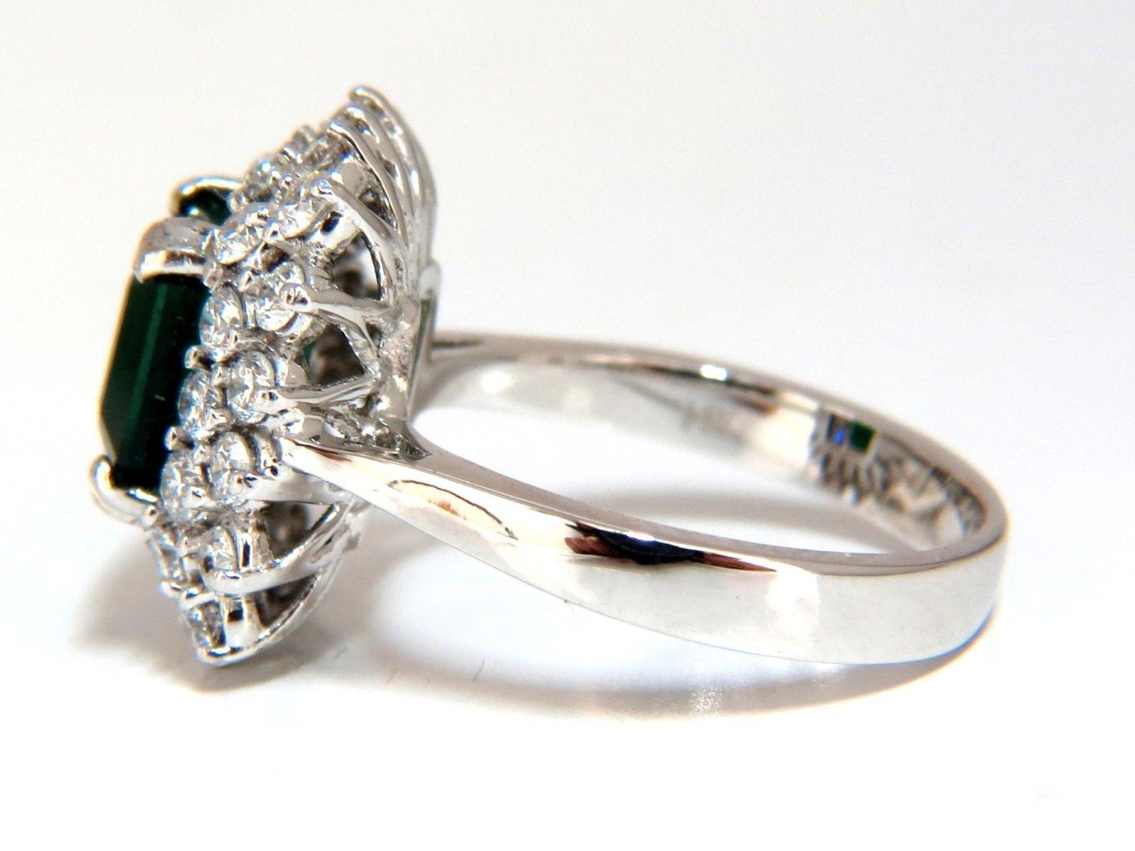 Women's or Men's GIA Certified 3.82 Carat Natural Emerald Diamonds Ring 14 Karat No Enhancement