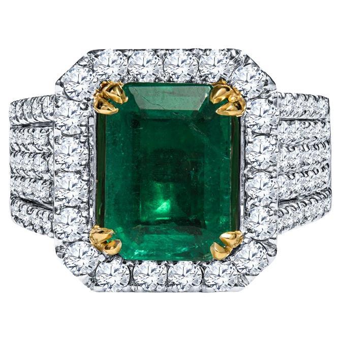 Anillo de cóctel de esmeraldas y diamantes de corte octogonal certificado por GIA de 3,86 quilates