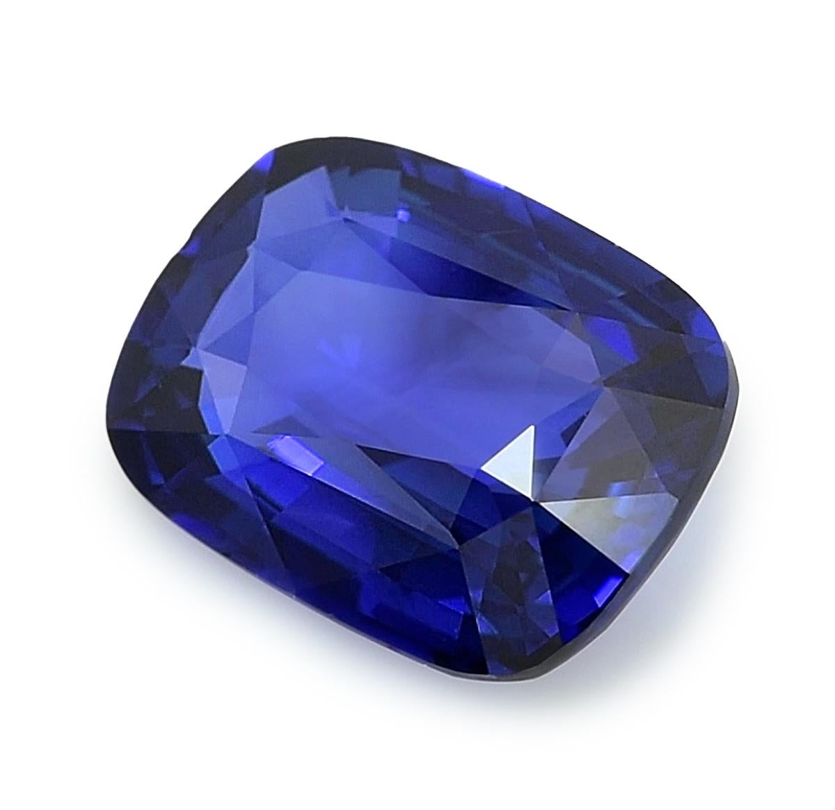 Taille mixte Pierre précieuse saphir bleu naturel 3.87 carats avec rapport GIA / JupiterGem en vente