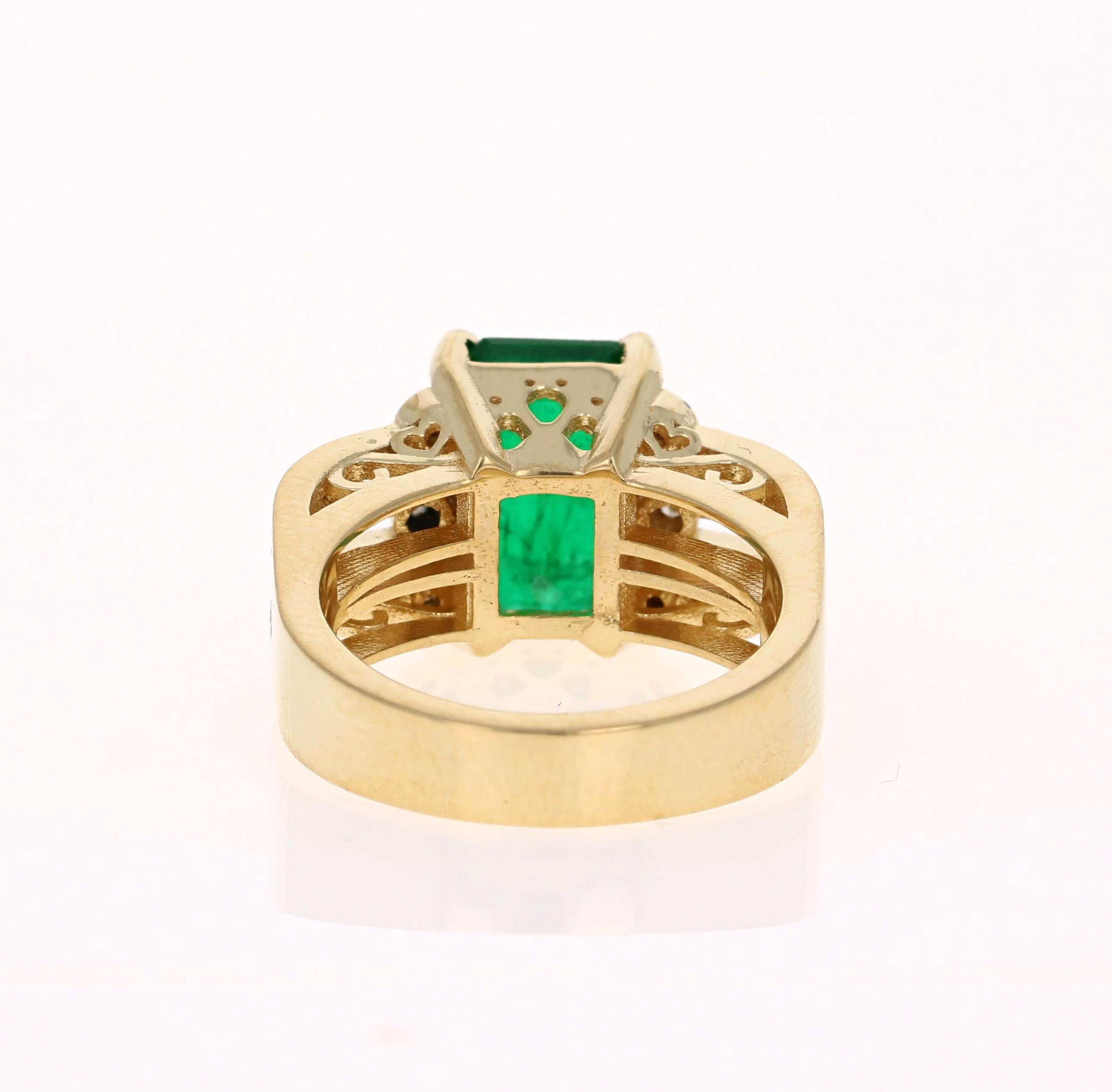 Taille émeraude Bague de fiançailles en or jaune 18 carats certifiée GIA avec diamant émeraude de 3,96 carats en vente