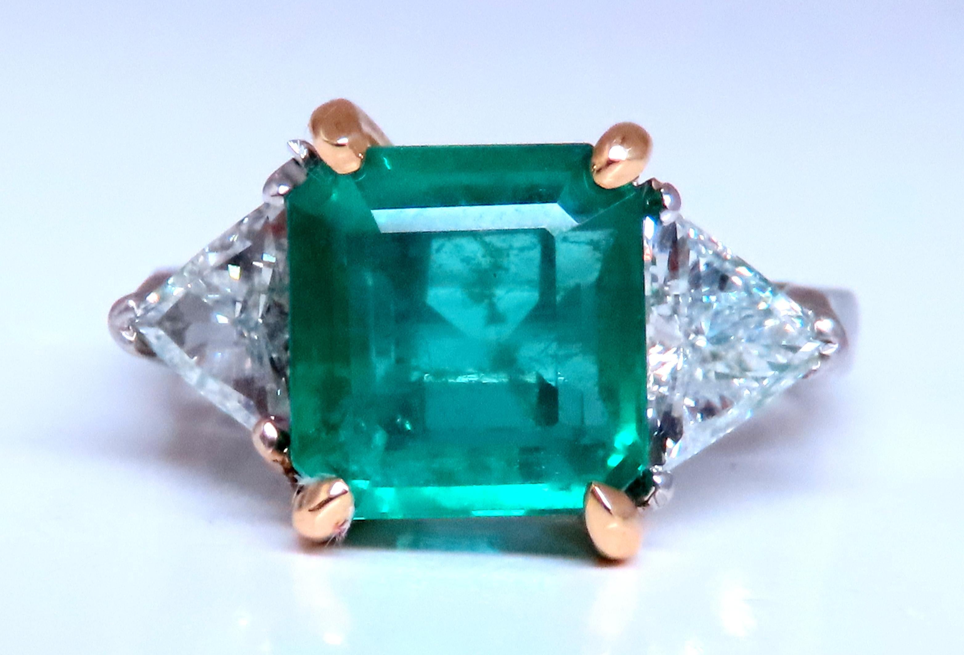 GIA Certified 3.97ct Natural Emerald (F1) Trillants Diamond Ring Platinum 12414 For Sale 5