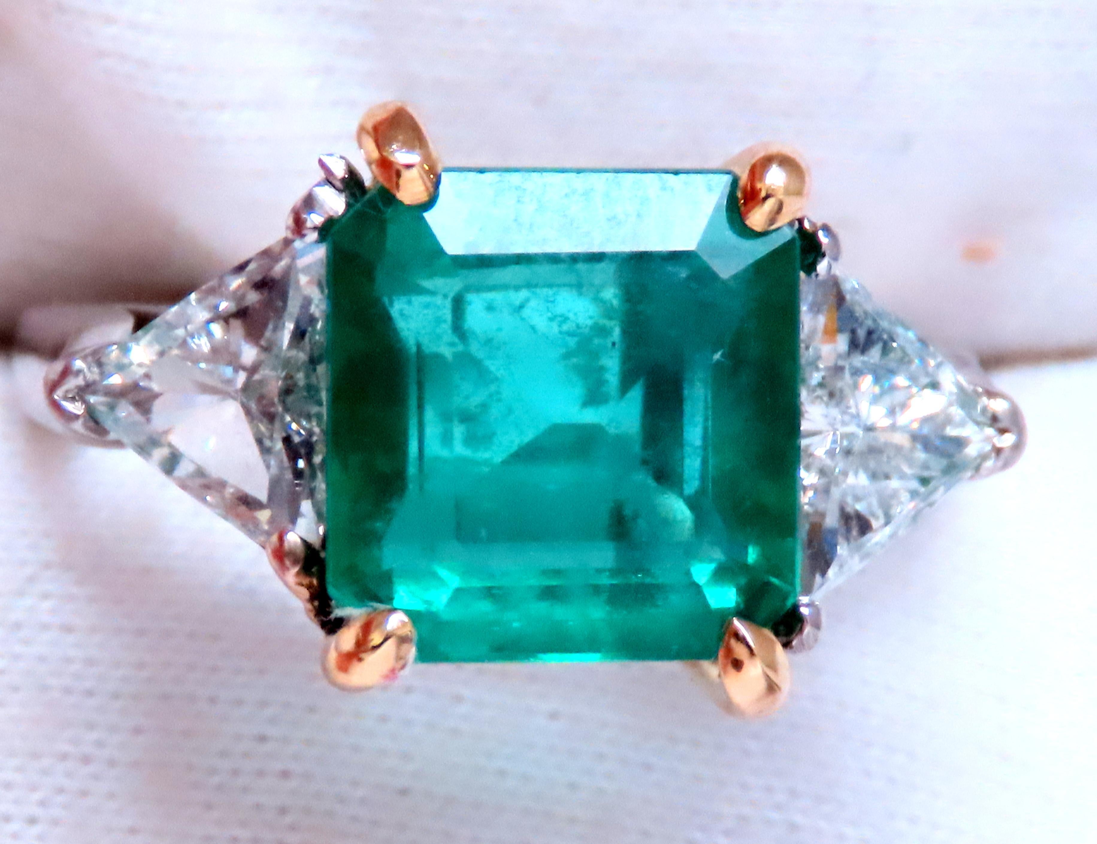 GIA Certified 3.97ct Natural Emerald (F1) Trillants Diamond Ring Platinum 12414 For Sale 1