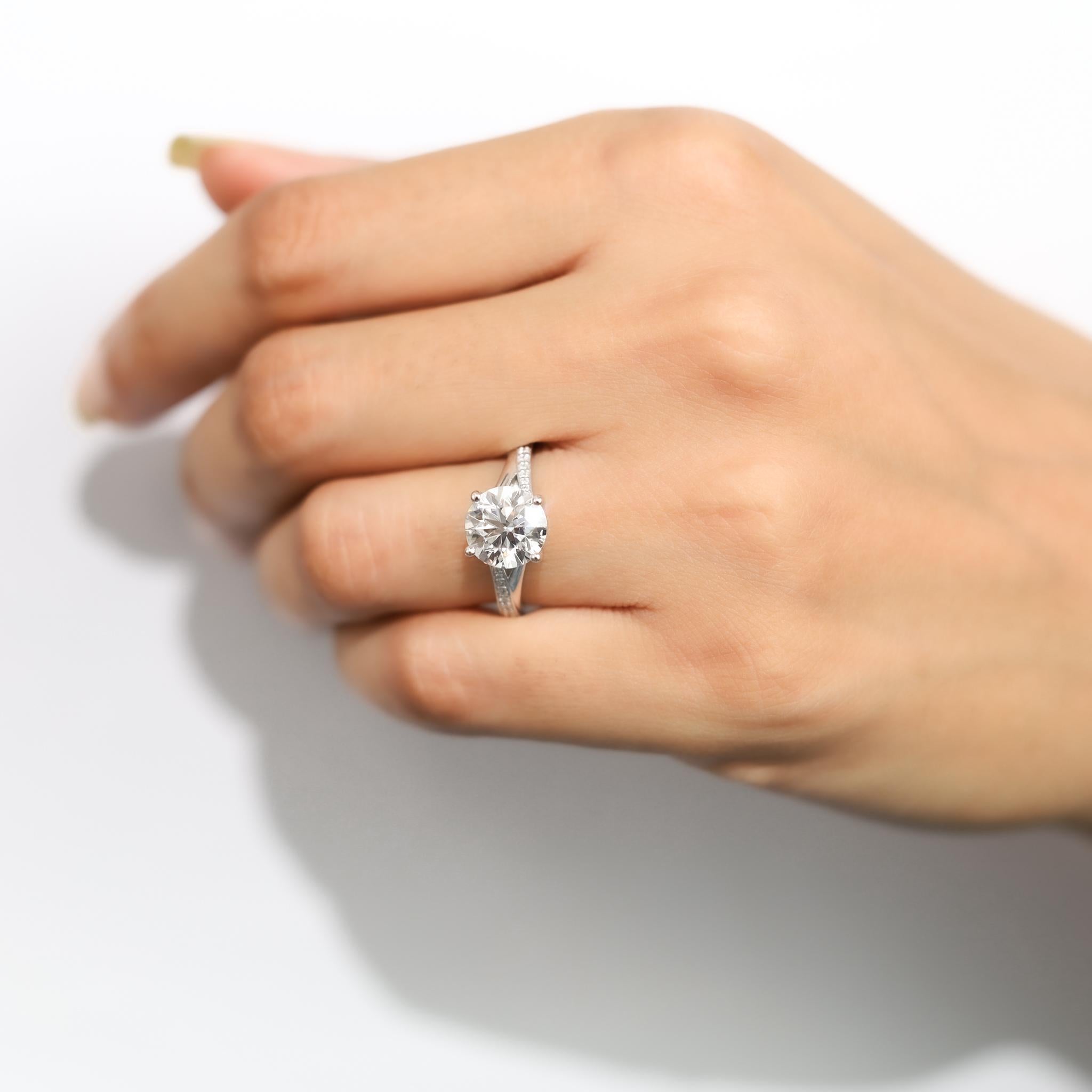 GIA-zertifizierter 3-Karat-Diamant-Solitär-Verlobungsring mit Rundschliff aus 18 Karat Weißgold im Angebot 3