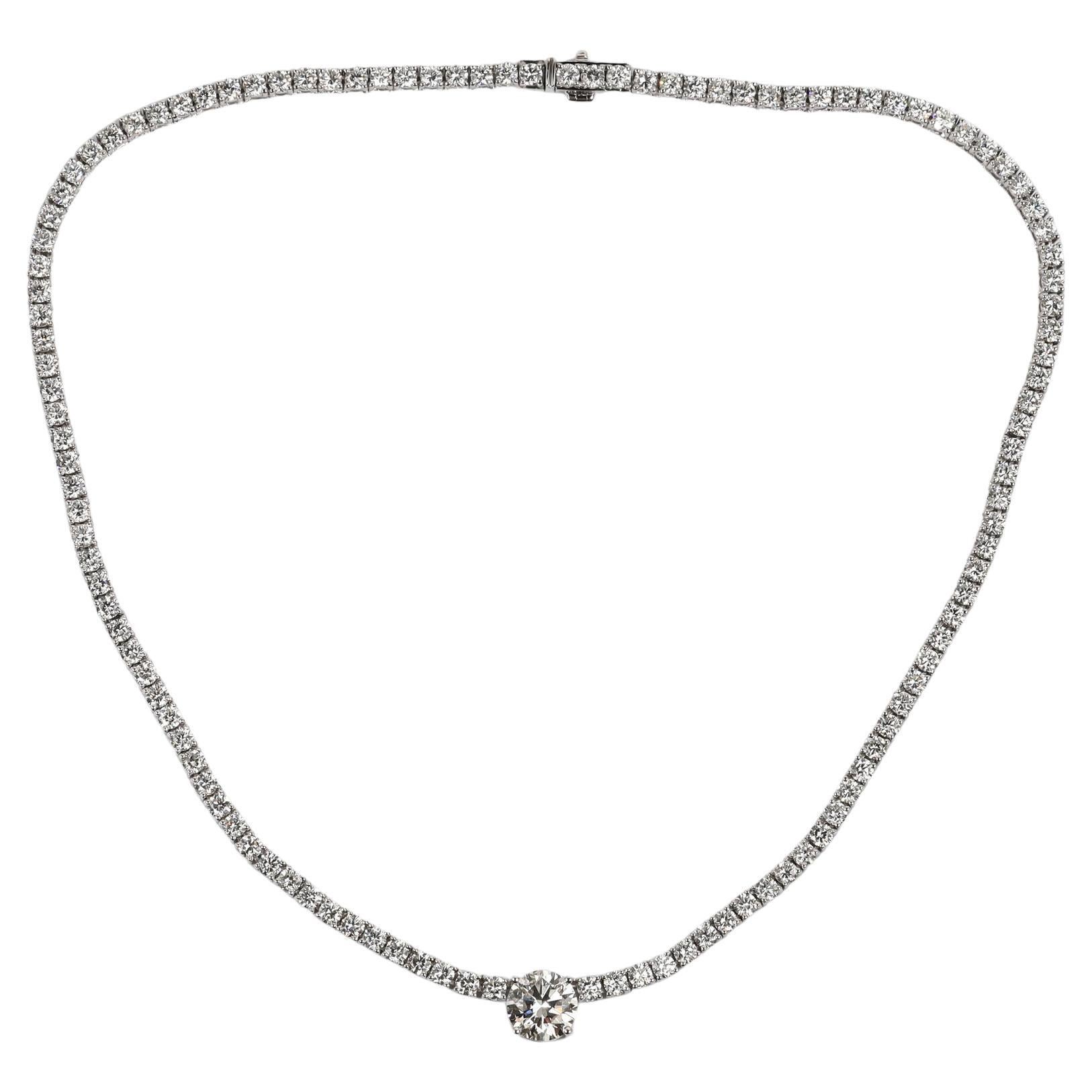 GIA Certified 3ct Round-Cut Natural Diamond Tennis Necklace - or blanc 18K en vente