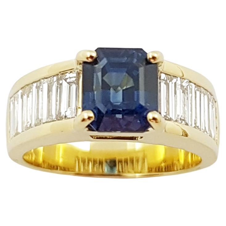 GIA Certified 3cts Blue Sapphire with Diamond Ring Set in 18 Karat Gold Settings For Sale