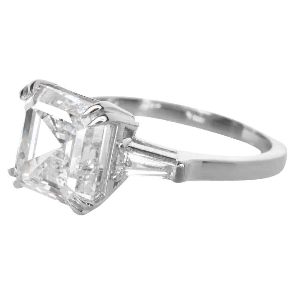 GIA Certified 4 Carat Asscher Cut Diamond Solitaire Ring For Sale at ...
