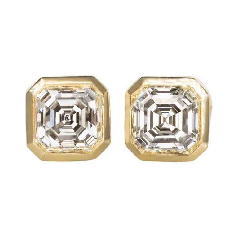 Clous d'oreilles en diamants taille Asscher de 4 carats certifiés GIA, pureté E en vente