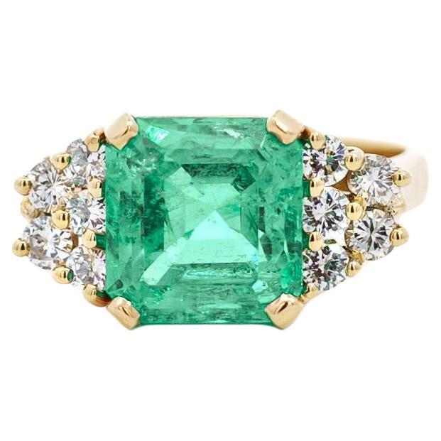 GIA Certified 4 Carat Colombian Minor Oil Emerald & Diamond Engagement Ring For Sale