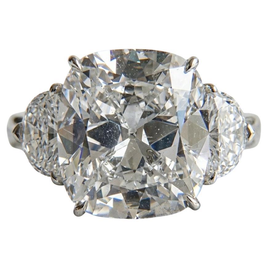 Anello con diamante Brilliante a Cuscino certificato GIA da 4 carati