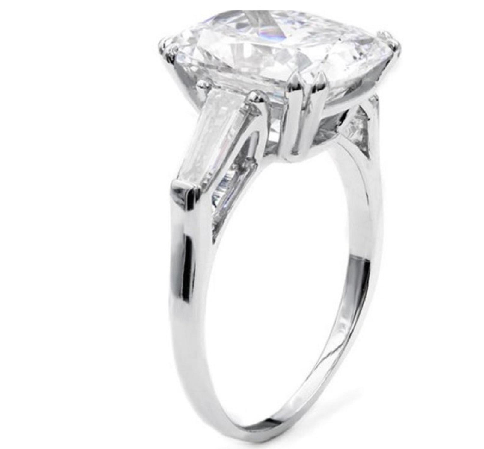 Modern GIA Certified 4 Carat Cushion Cut Diamond Platinum Solitaire Ring For Sale