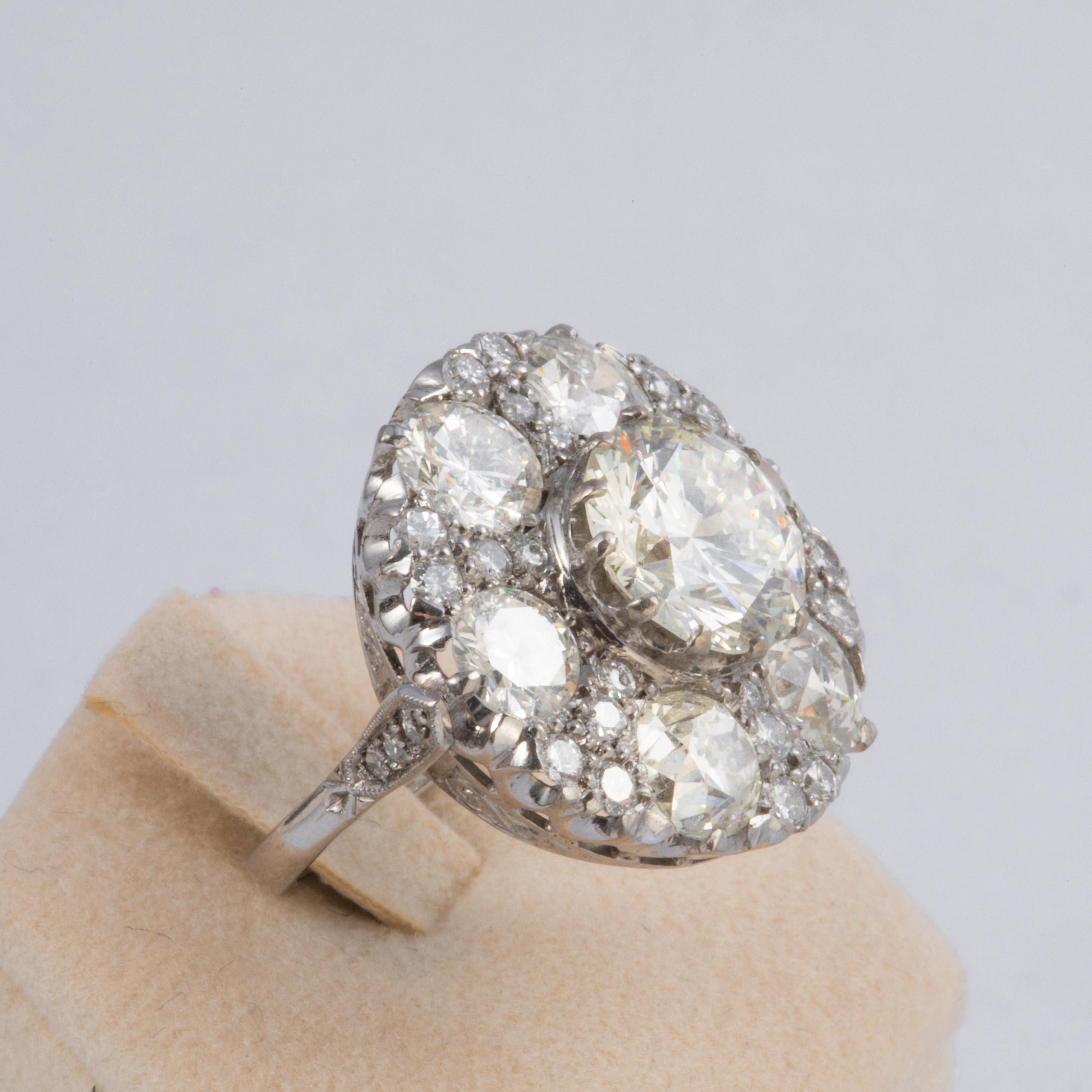 Round Cut GIA Certified 4, 04 Carat Diamond Ring L / S1