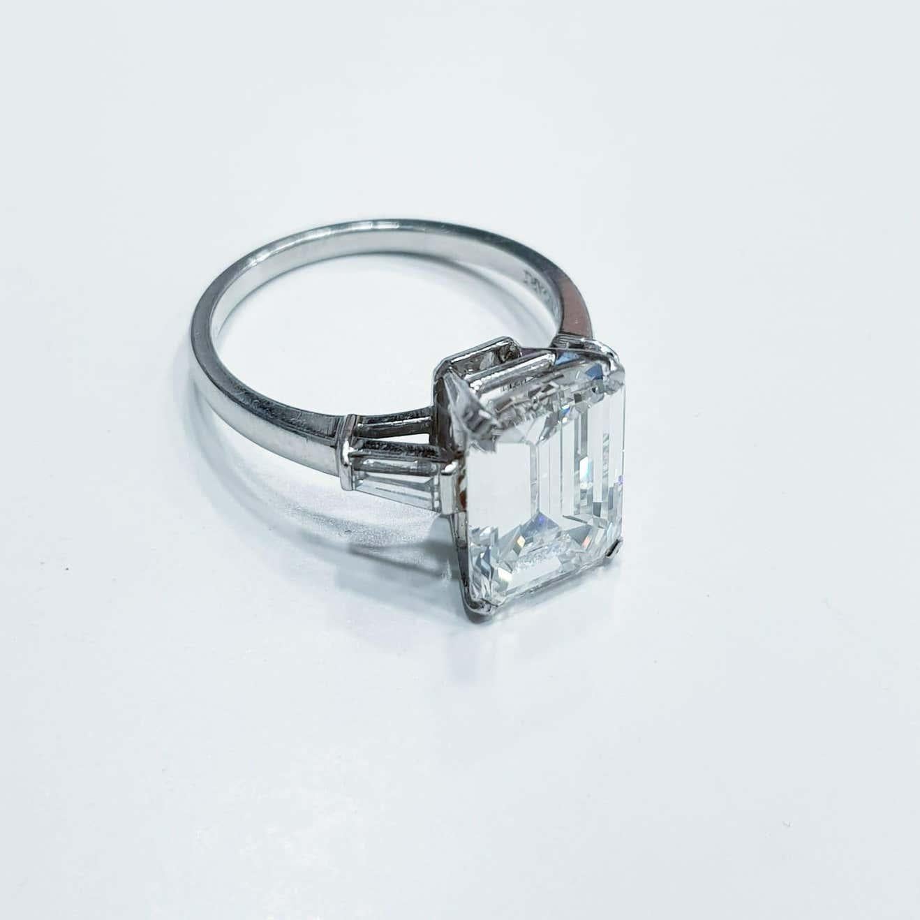 GIA Certified 4 Carat Emerald Cut Diamond Ideal Proportions For Sale at