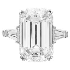Bague en diamant taille émeraude de 4 carats certifiée GIA