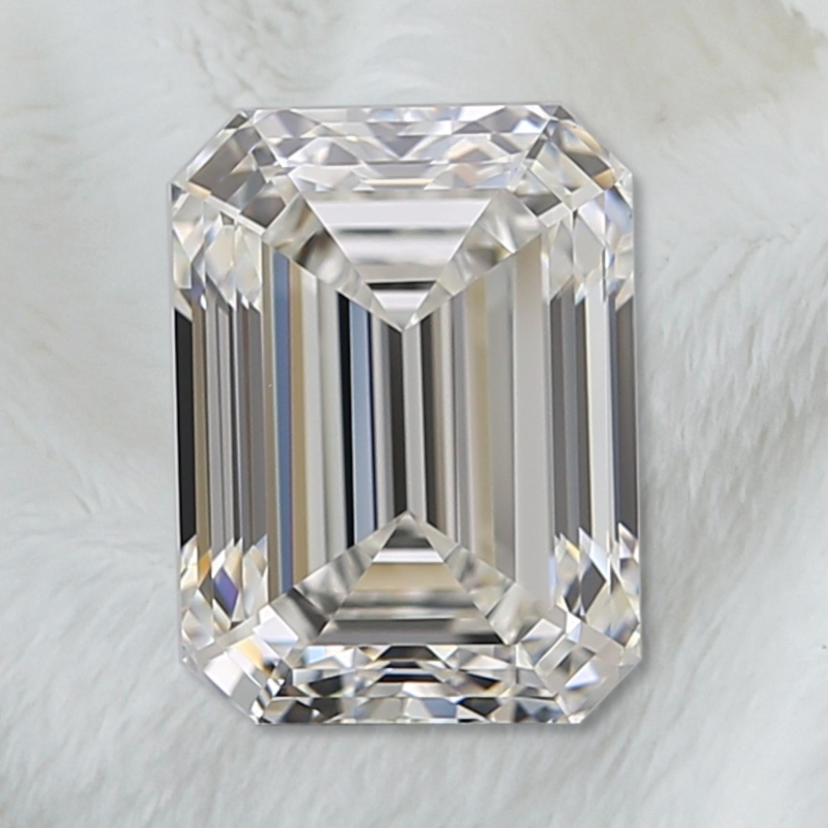 vvs1 emerald cut diamond