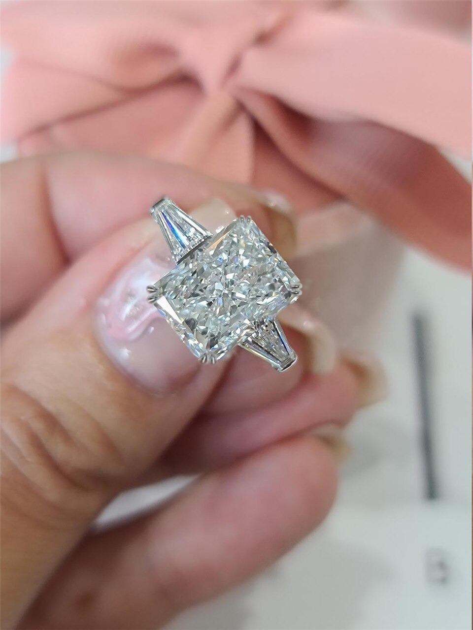 The diamond is very well cut and displays excellent luster! It is impeccably finished as well with Excellent grade in  Polish and very good Symmetry. The fantastic sparkle and bright play of light truly sets this diamond apart! This stone was hand