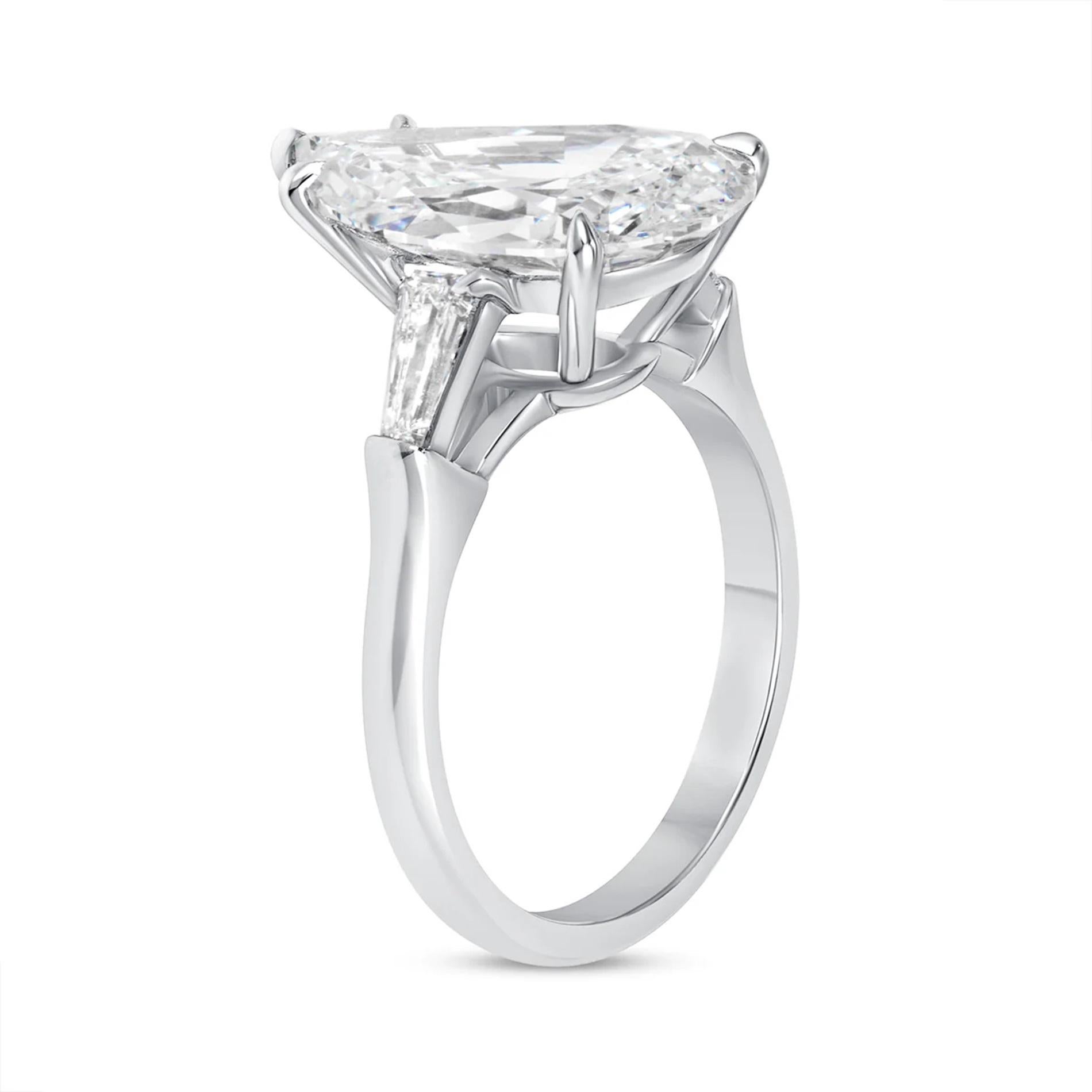Taille poire Diamant poire certifié GIA de 4 carats  Bague de fiançailles en vente