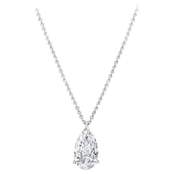 Modern GIA Certified 4 Carat Pear Cut Diamond Pendant Necklace VS1 Clarity F Color For Sale
