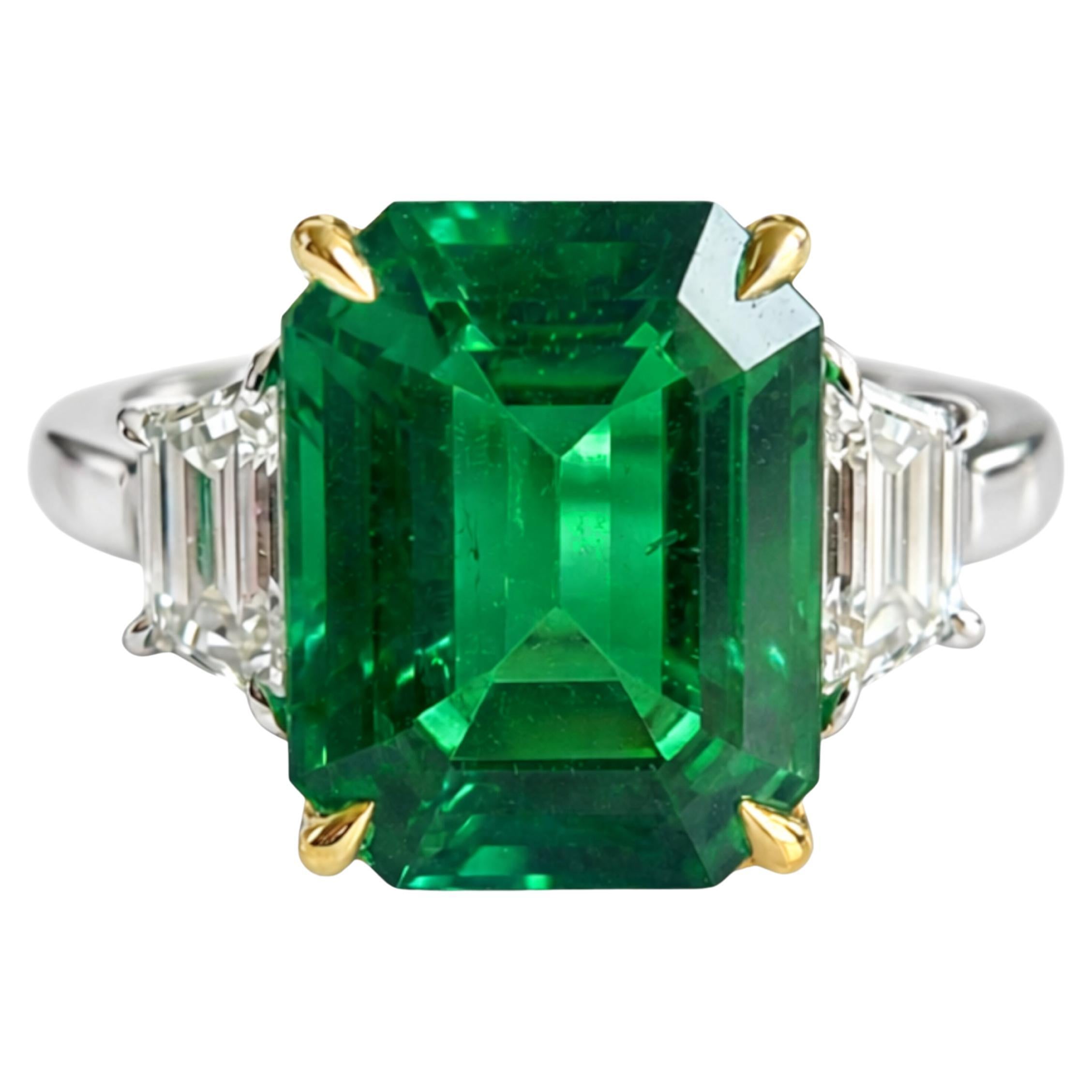 GIA-zertifizierte 4 Karat. Kolumbianischer Smaragd- und Diamantring im Angebot