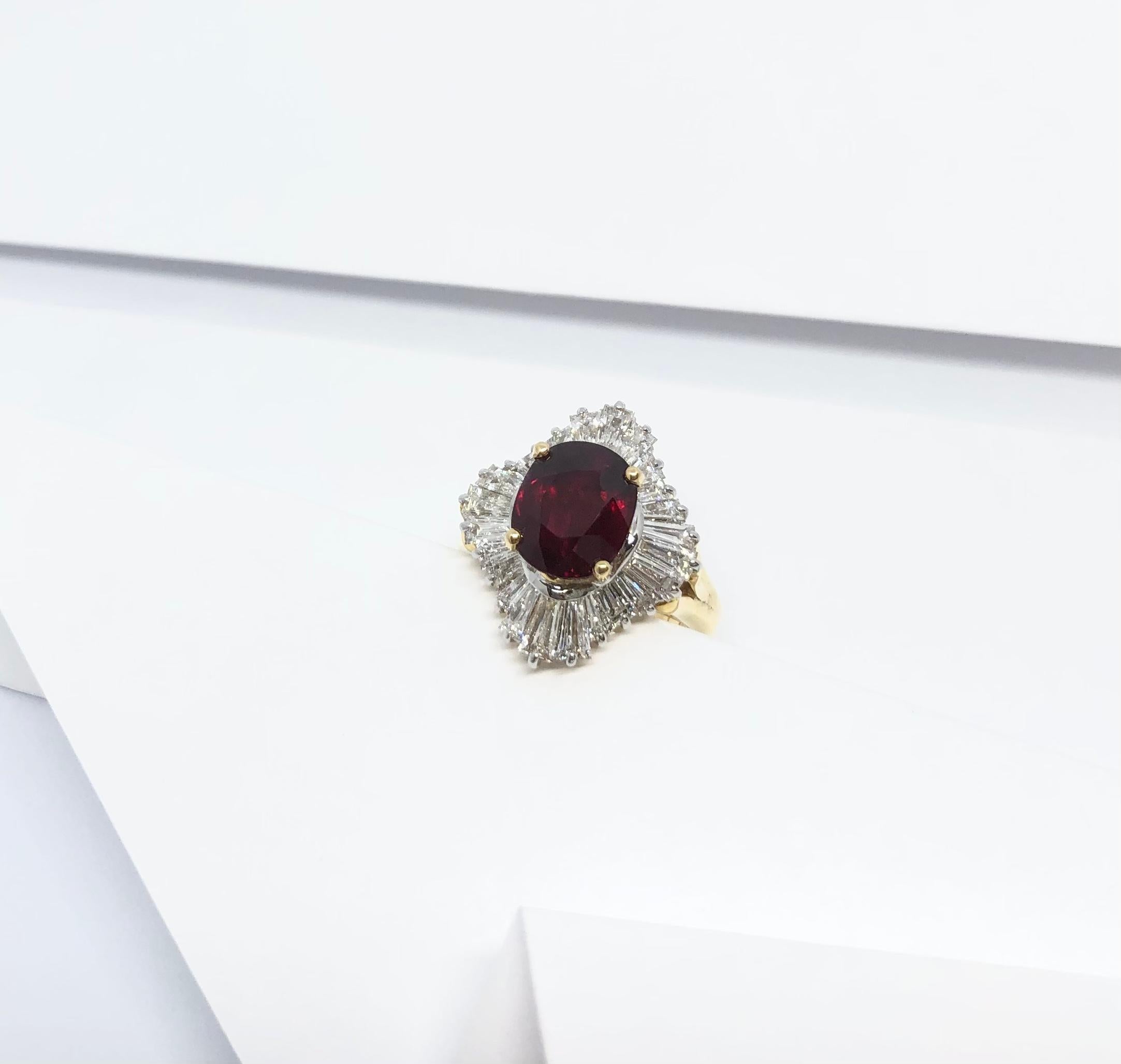 GIA-zertifizierter 4 Karat Rubin-Ring mit Diamant in 18 Karat Goldfassung im Angebot 10
