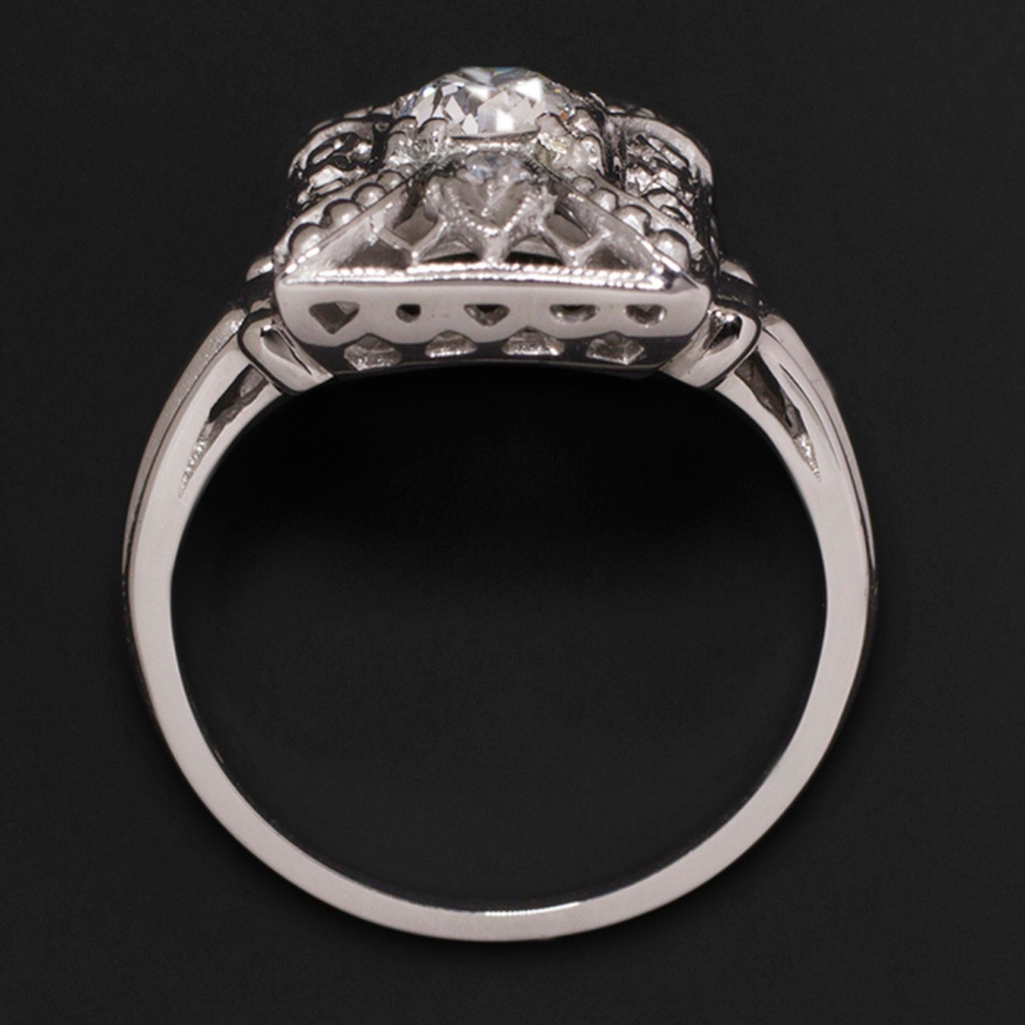 GIA Certified Old European Cut Diamond Cocktail Ring In New Condition In Rome, IT
