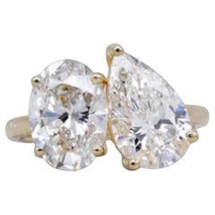 GIA Certified 4.00 Carat D VVS1 Oval & Pear Toi Et Moi Ring in 18K Yellow Gold