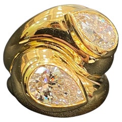 GIA Certified 4.00 Carat D VVS1 Twin Pear Diamonds Large Ring in 18K Yellow Gold