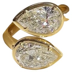 GIA Certified 4.00 Carat  F/VS1 Pear Shape Diamonds Toi Et Moi 18K Gold Ring