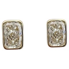 GIA-zertifizierte 4,00 Karat F/VS1 Diamanten im Strahlenschliff Lünetten-Ohrstecker 18K Gold