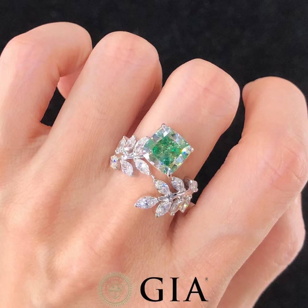 For Sale:  GIA Certified 4.00 Carat Green Diamond Ring in 18K White Gold 2