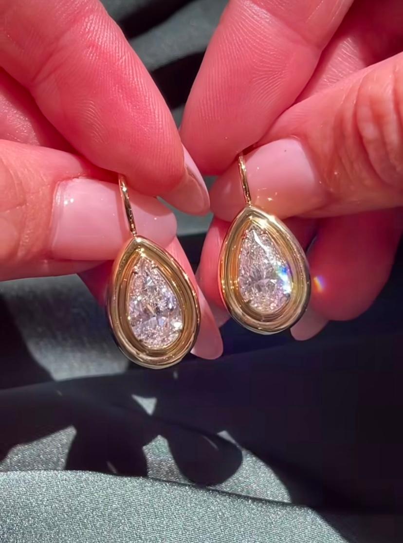 Diamanti a forma di pera certificati GIA da 4,00 carati 18 carati  Orecchini in oro In condizioni Nuovo in vendita a Massafra, IT