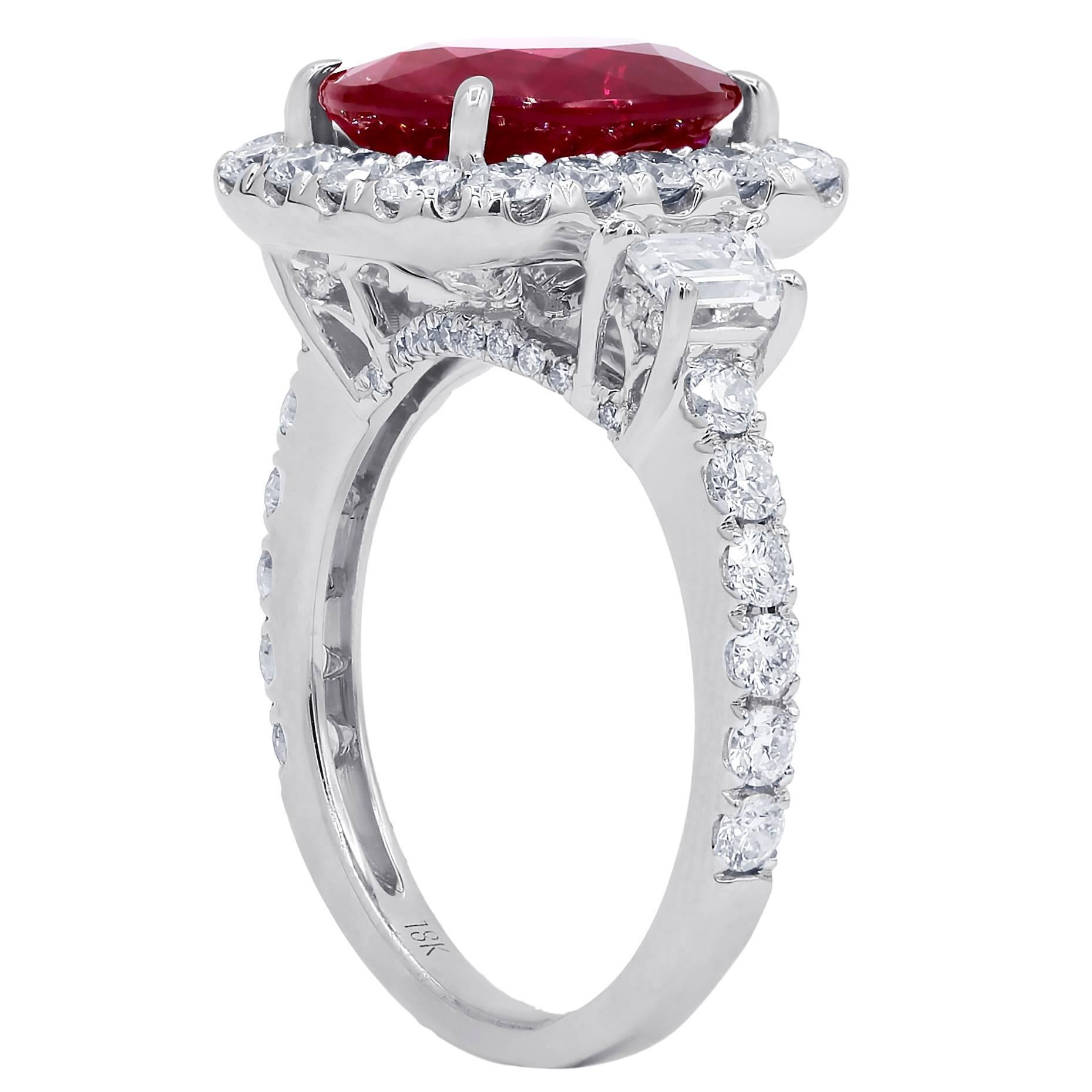GIA Certified 4.00 Carat Ruby Diamond Ring In New Condition In New York, NY