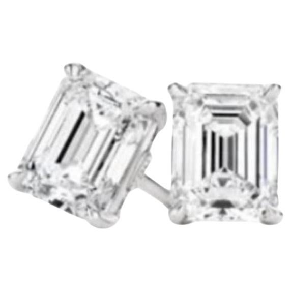 Pendientes de oro de 18 quilates con diamantes en forma de esmeralda de 4,00 quilates D/VVS2 certificados por el GIA