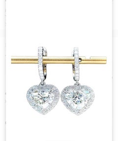 GIA Certified 4.00 Ct  F/VS1  Heart Shape Diamonds 18K Gold Earrings