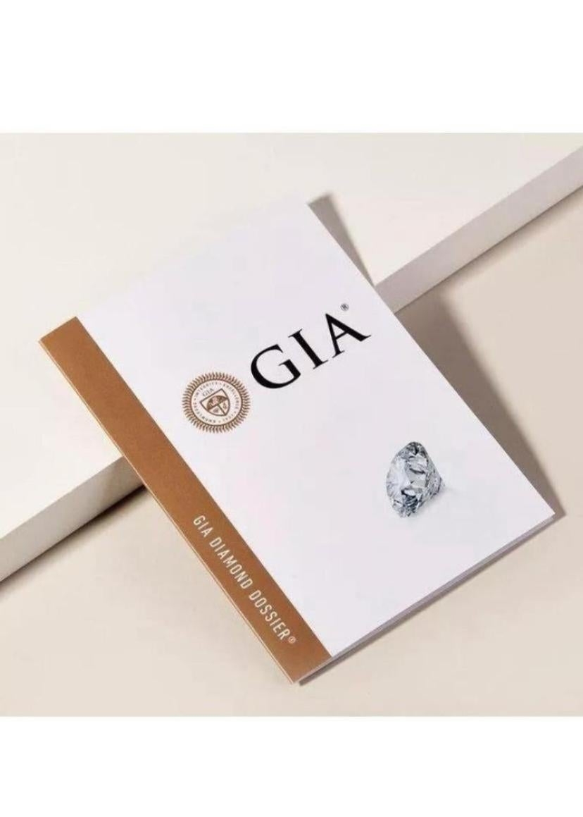 Donna Certificato GIA 4.00 carati  F/VS1  Orecchini in oro 18K con diamanti a forma di cuore in vendita