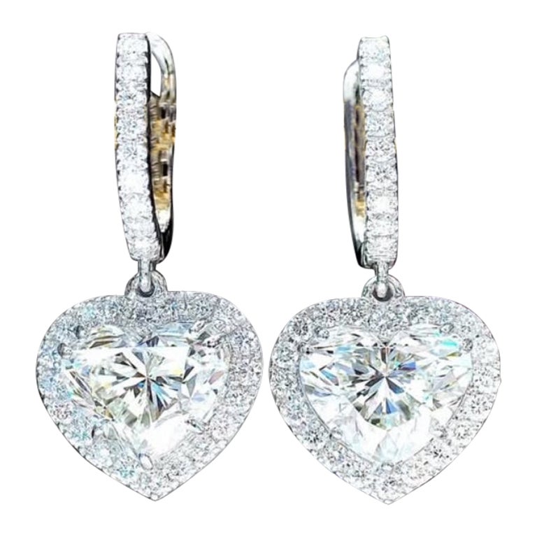 Certificato GIA 4.00 carati  F/VS1  Orecchini in oro 18K con diamanti a forma di cuore