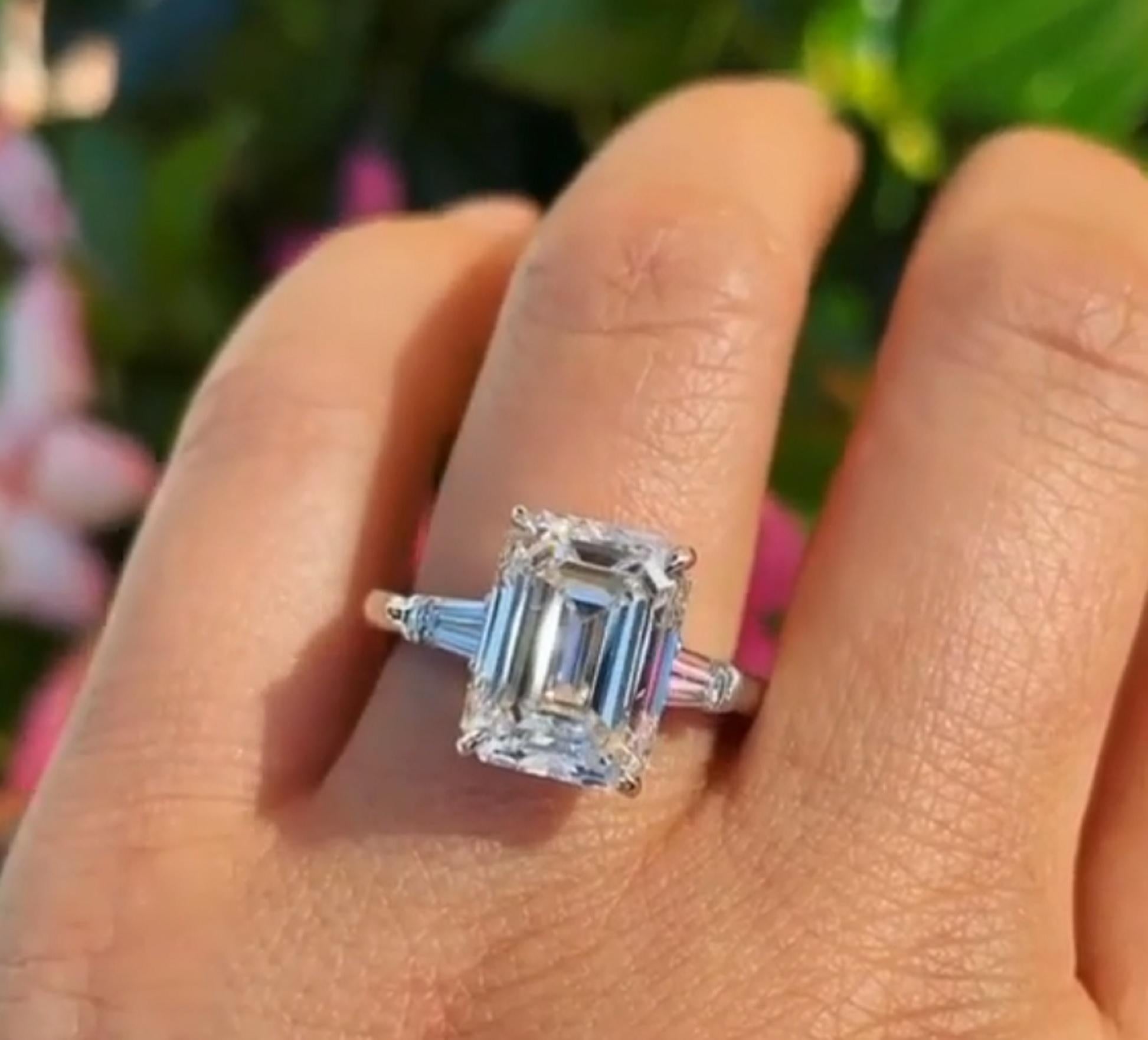 emerald cut diamond 4 carat