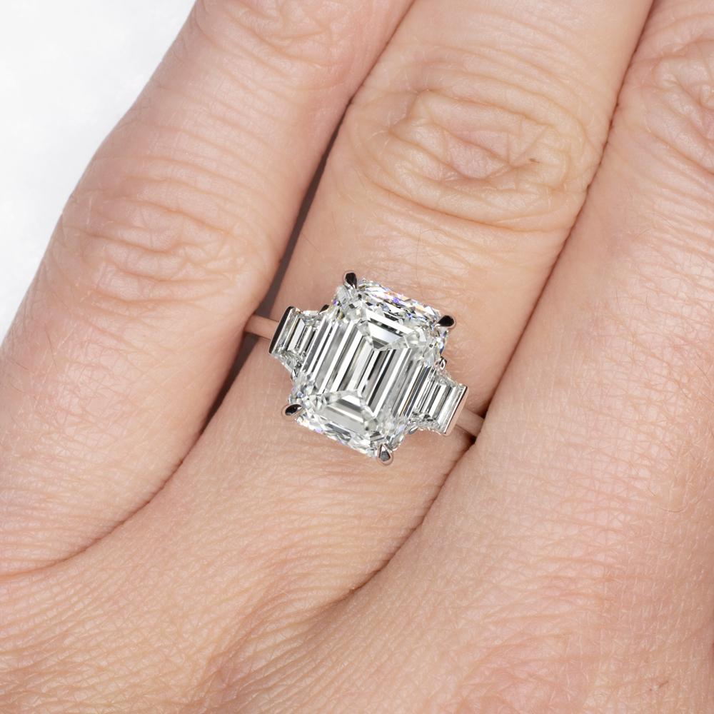 GIA Certified 4.01 Carat Emerald Cut Diamond Ring D Color Flawless Clarity In New Condition For Sale In Chicago, IL