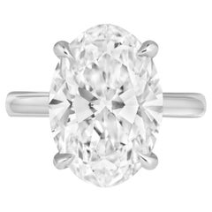 Anillo solitario de diamantes talla oval de 4,01 quilates, color D y claridad VVS1, certificado por el GIA