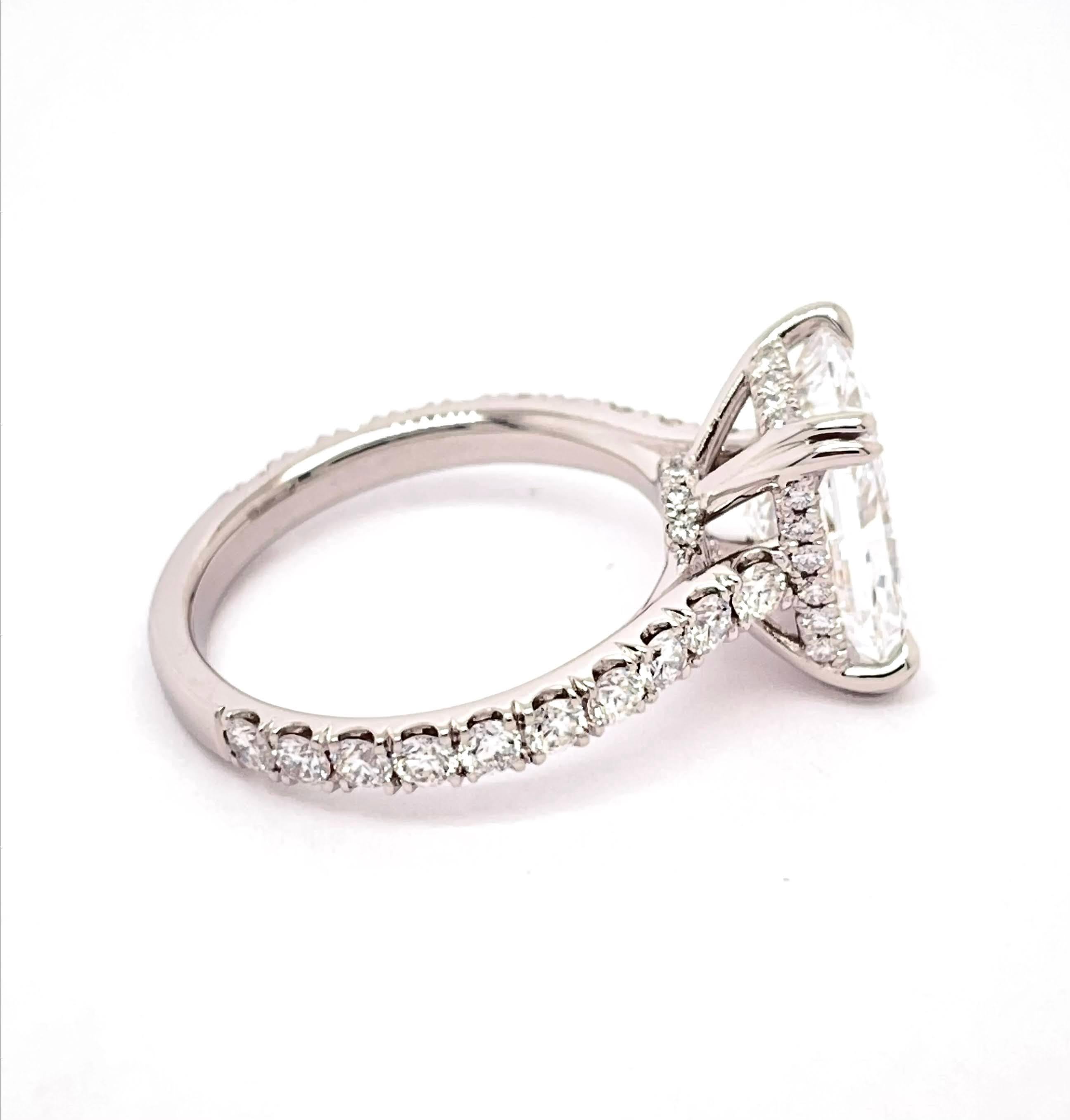 Women's GIA Certified 4.01 Carat D VS1, Radiant Diamond Engagement Ring
