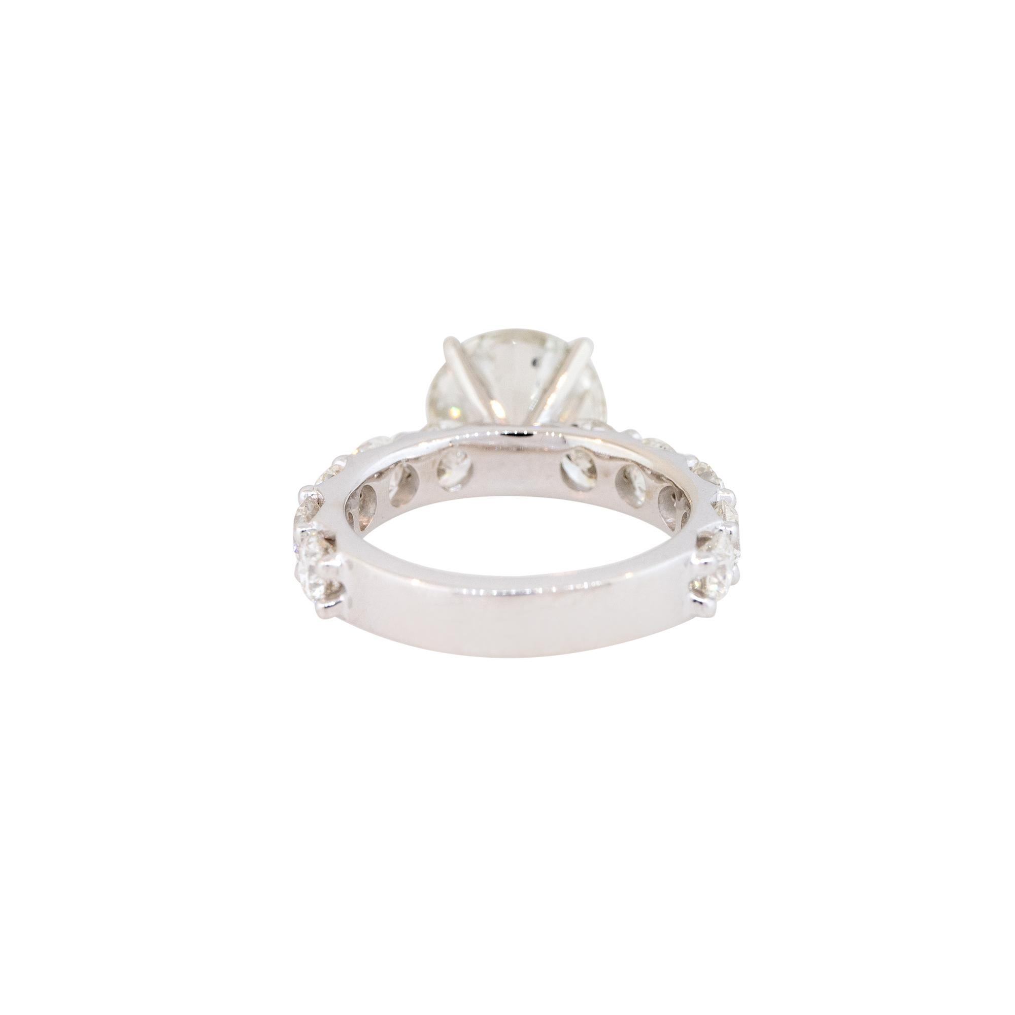 Women's GIA Certified 4.01 Carat Round Brilliant Diamond Engagement Ring 14 Karat For Sale