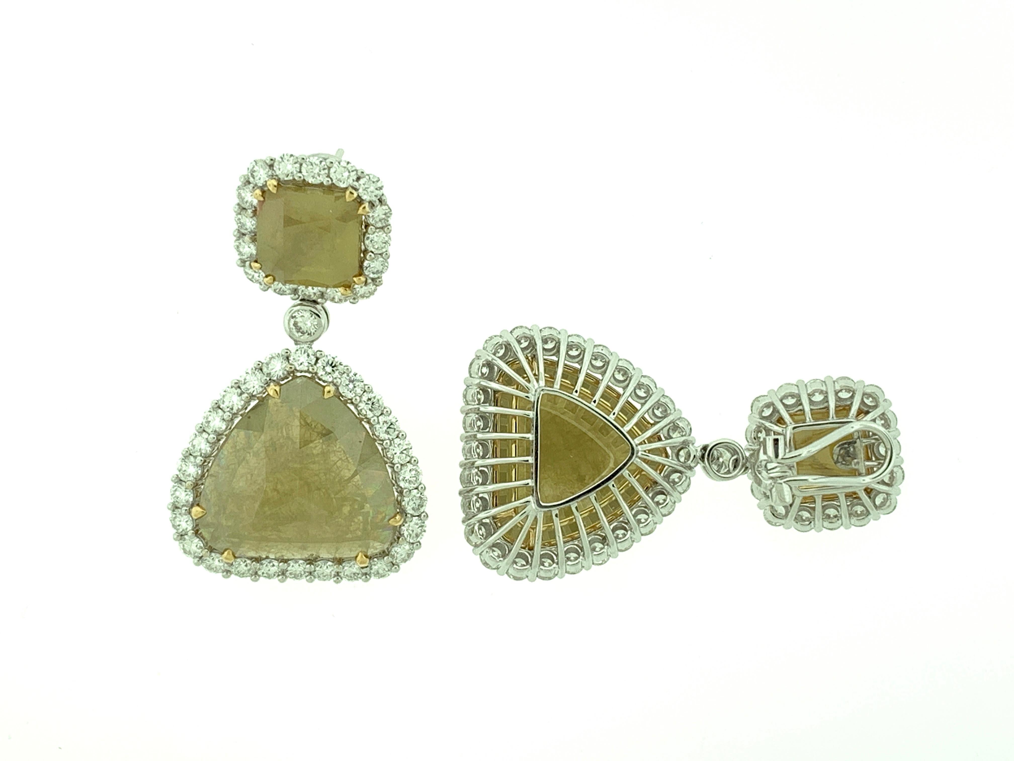 GIA-zertifizierte Ohrringe mit 40,18 Karat gelben und weißen Diamanten im Rosenschliff im Zustand „Neu“ im Angebot in Great Neck, NY