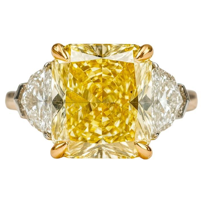 Bague de fiançailles certifiée GIA de 4,02 carats de diamant jaune intense fantaisie