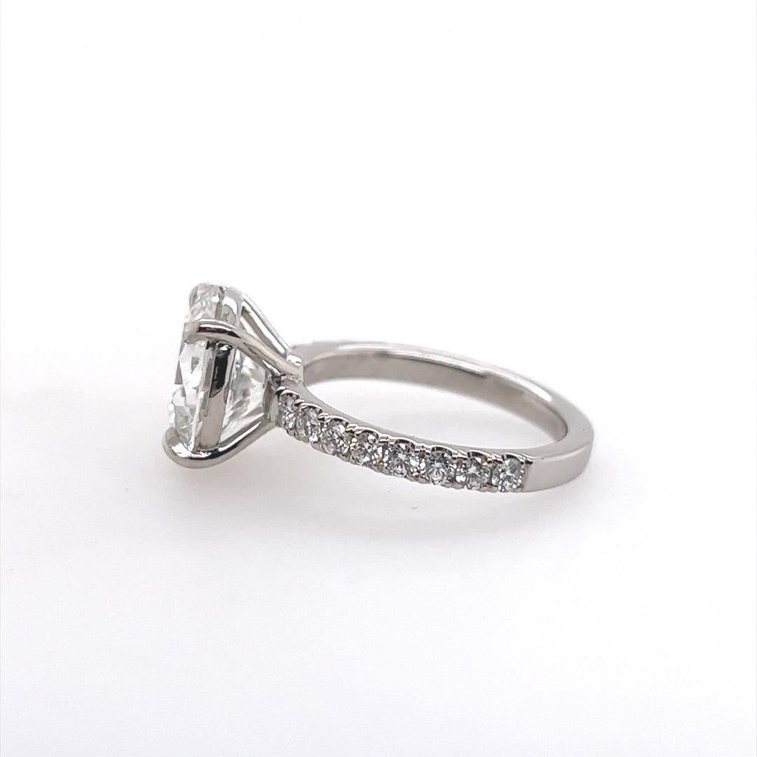 Women's GIA Certified 4.02 Carat G SI2 Ex Cut None Natural Round Diamond Engagement Ring For Sale