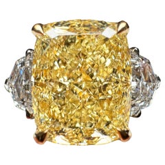 Bague à trois pierres certifiée GIA, diamant jaune taille coussin 4,02